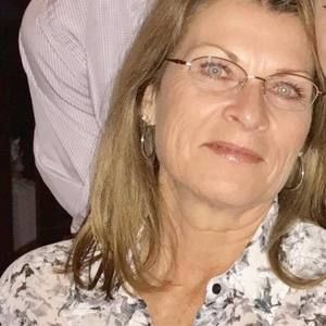 Meet your Posher, Renita